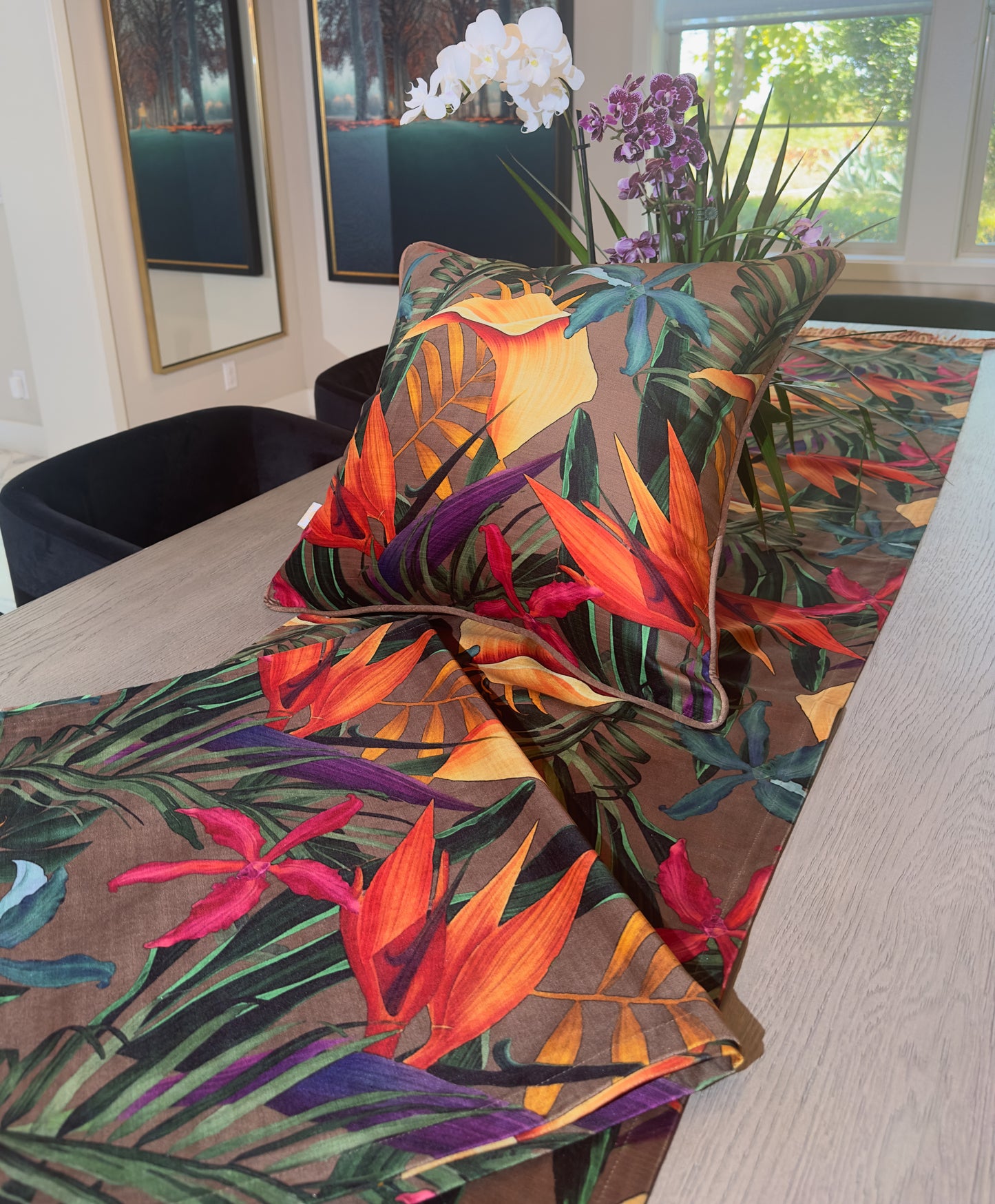 Tropical Oasis Runner